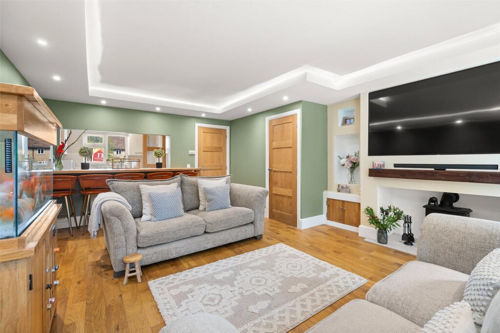 Main image of property: Roycroft Lane, Finchampstead, Wokingham, Berkshire, RG40