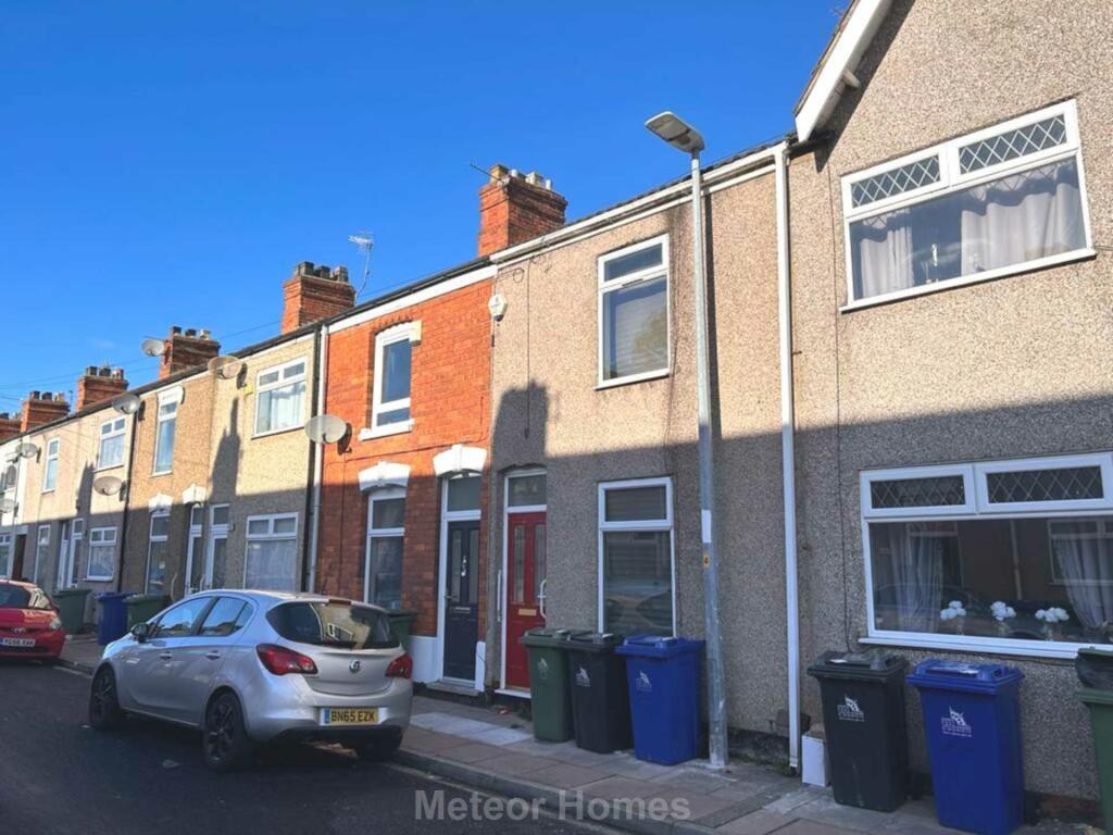3 bedroom terraced house for sale in Harold Street, Grimsby, DN32