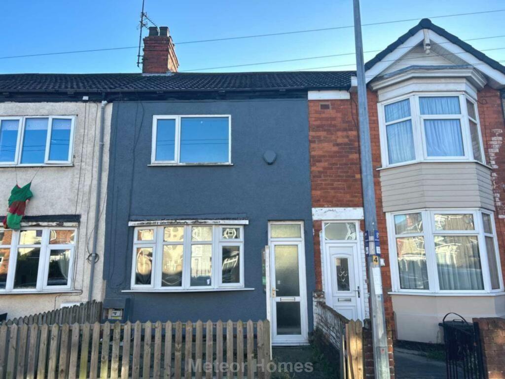 3 bedroom terraced house for sale in David Street, Grimsby, DN32