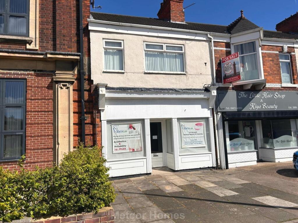 2 bedroom apartment for sale in Grimsby Road, Cleethorpes, DN35