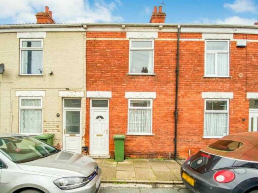 3 bedroom terraced house for sale in Richard Street, Grimsby, DN31