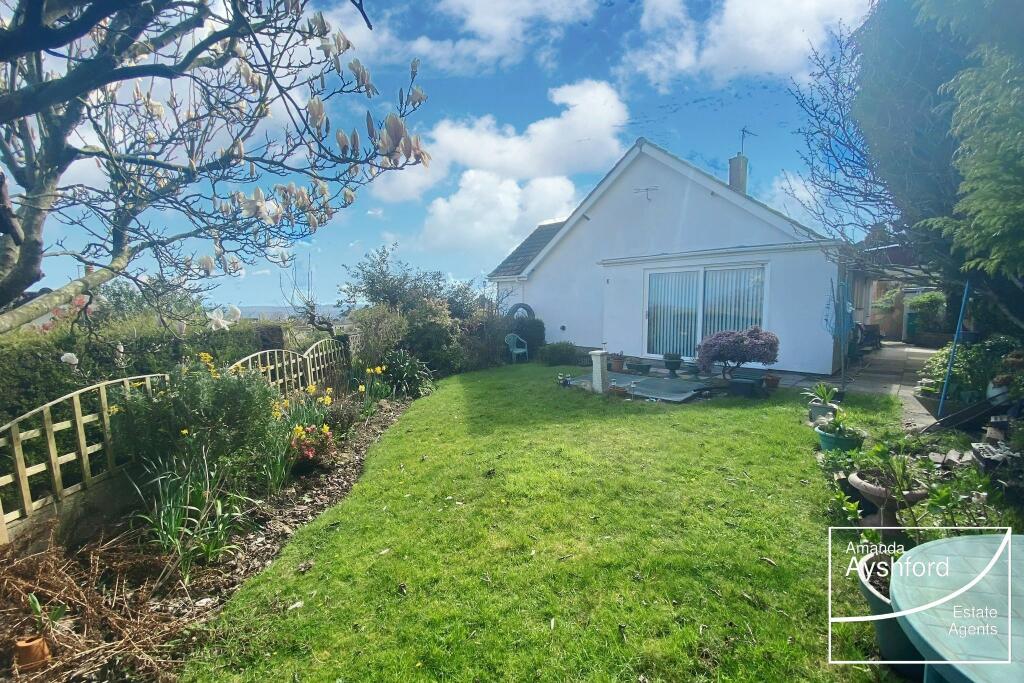 3 bedroom detached bungalow for sale in Anthea Road, Preston, Paignton, TQ3