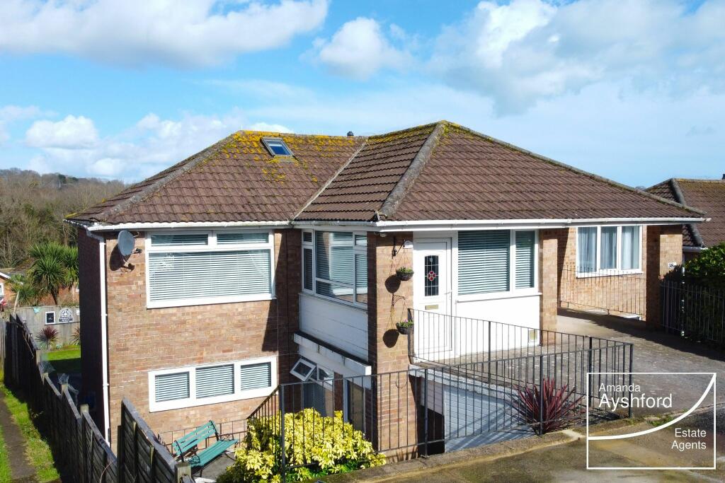 3 bedroom semidetached house for sale in Harbourne Avenue, Roselands, Paignton, TQ4
