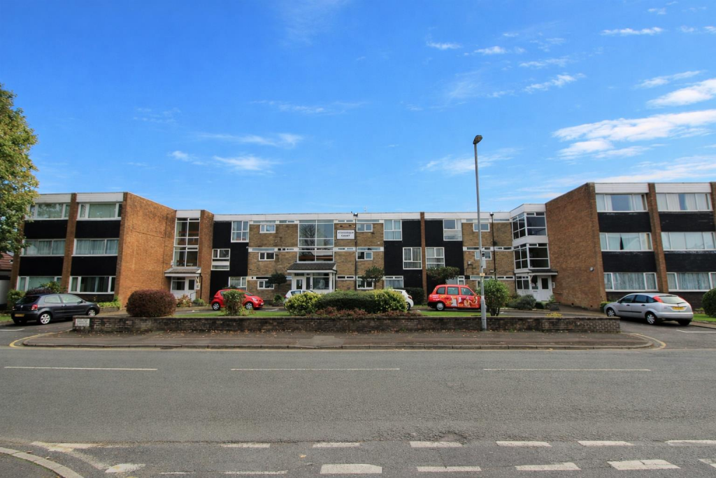 Main image of property: Park Lane, Whitefield, Manchester