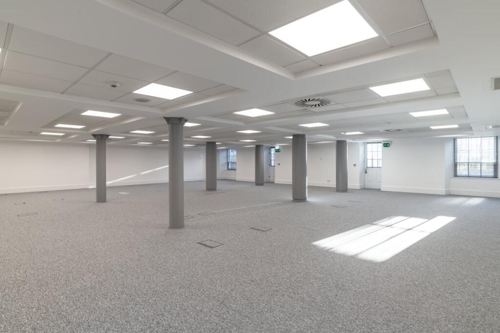 Additional property image - 2a - 8 Albyn Place, Aberdeen, AB10 1YH
