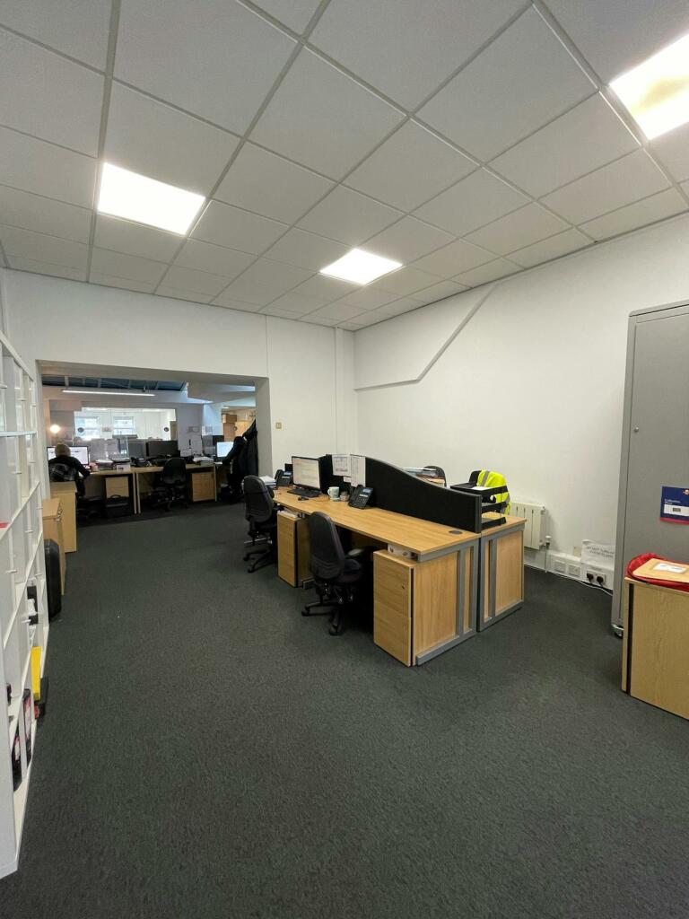 Additional property image - 22 Windsor Place, Cardiff, CF10 3BY