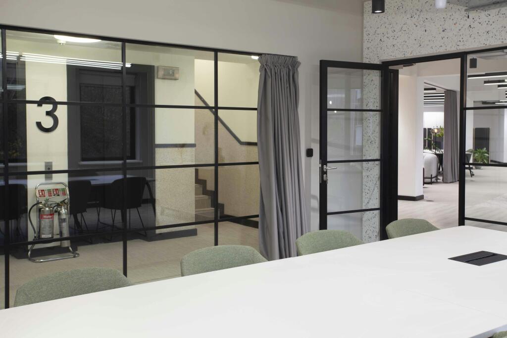 PivotMark 3rd flr_0575.jpg