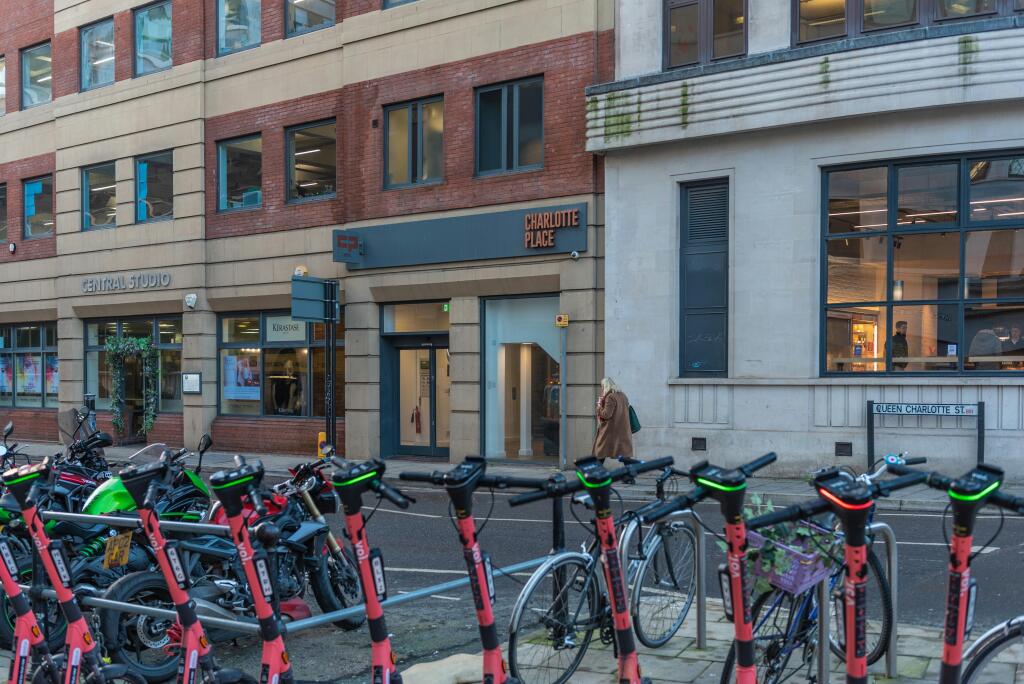 Charlotte Place Bristol71.jpg