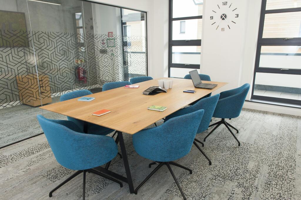 meetingroom5.jpg