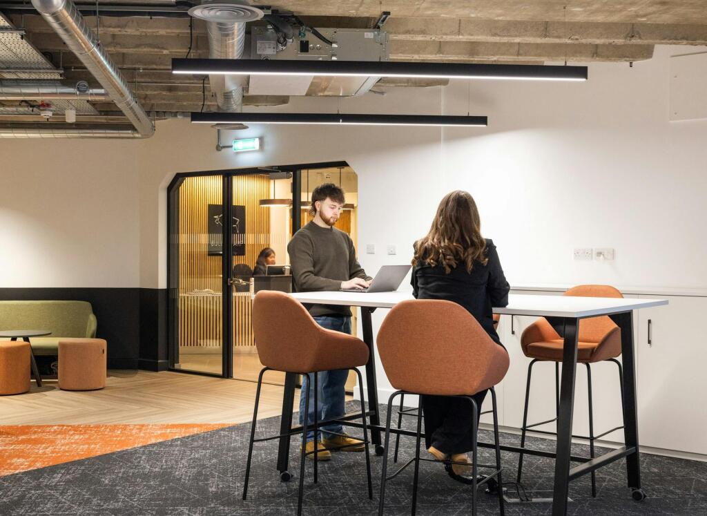 Avent_Bull Wharf_LowRES_5.jpg