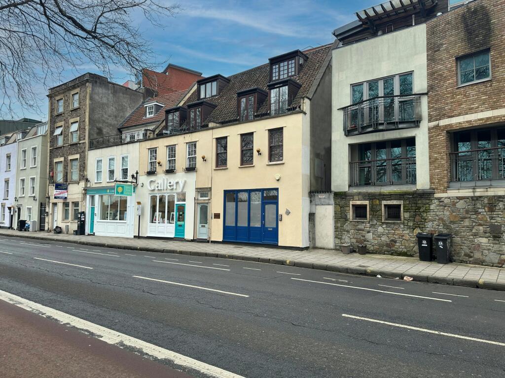 Main image of property: 82 Hotwell Road, 82 Hotwell Road, Bristol, BS8 4UB