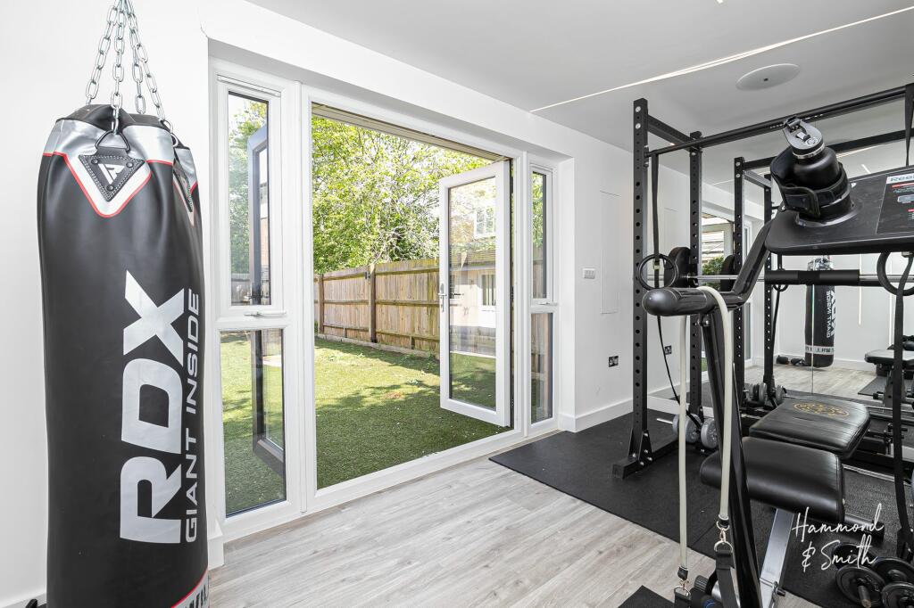 Additional property image - Buckingham Road, Epping, CM16