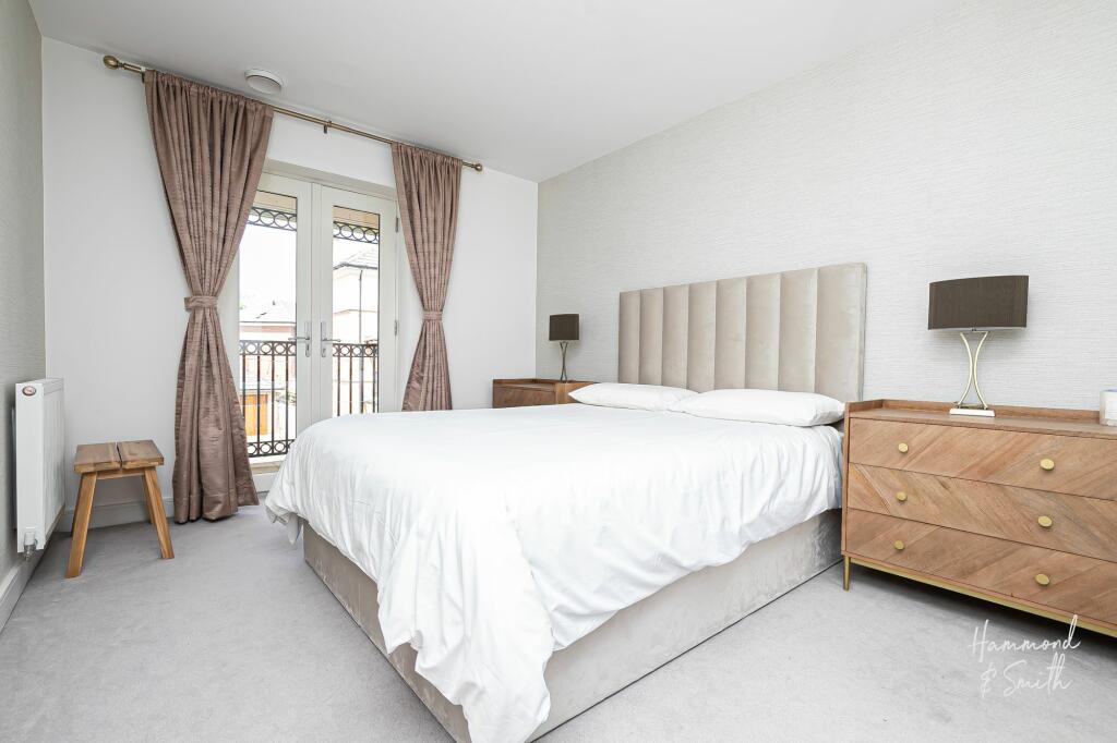 Additional property image - Buckingham Road, Epping, CM16