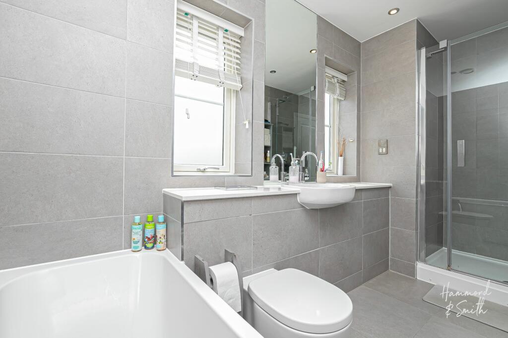 Additional property image - Buckingham Road, Epping, CM16