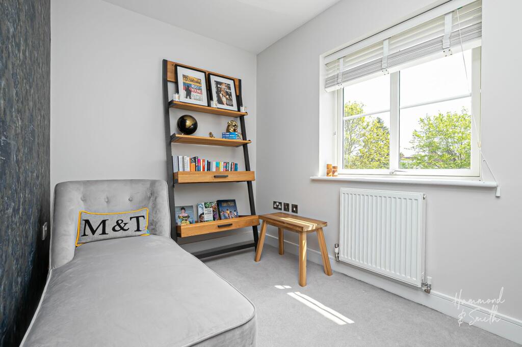 Additional property image - Buckingham Road, Epping, CM16