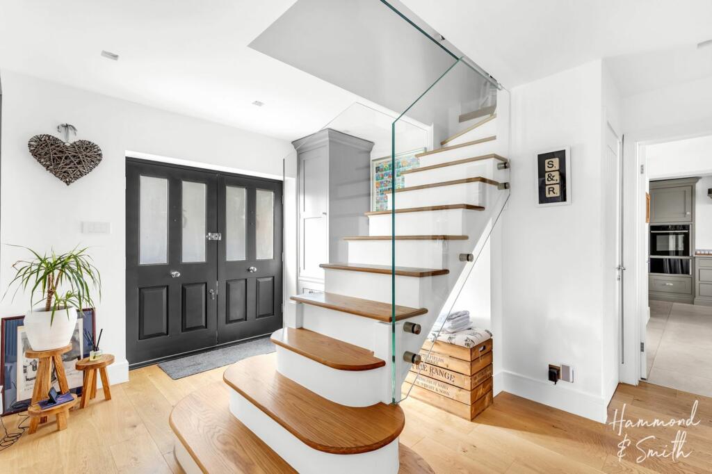 Additional property image - Kendal Avenue, Epping, CM16