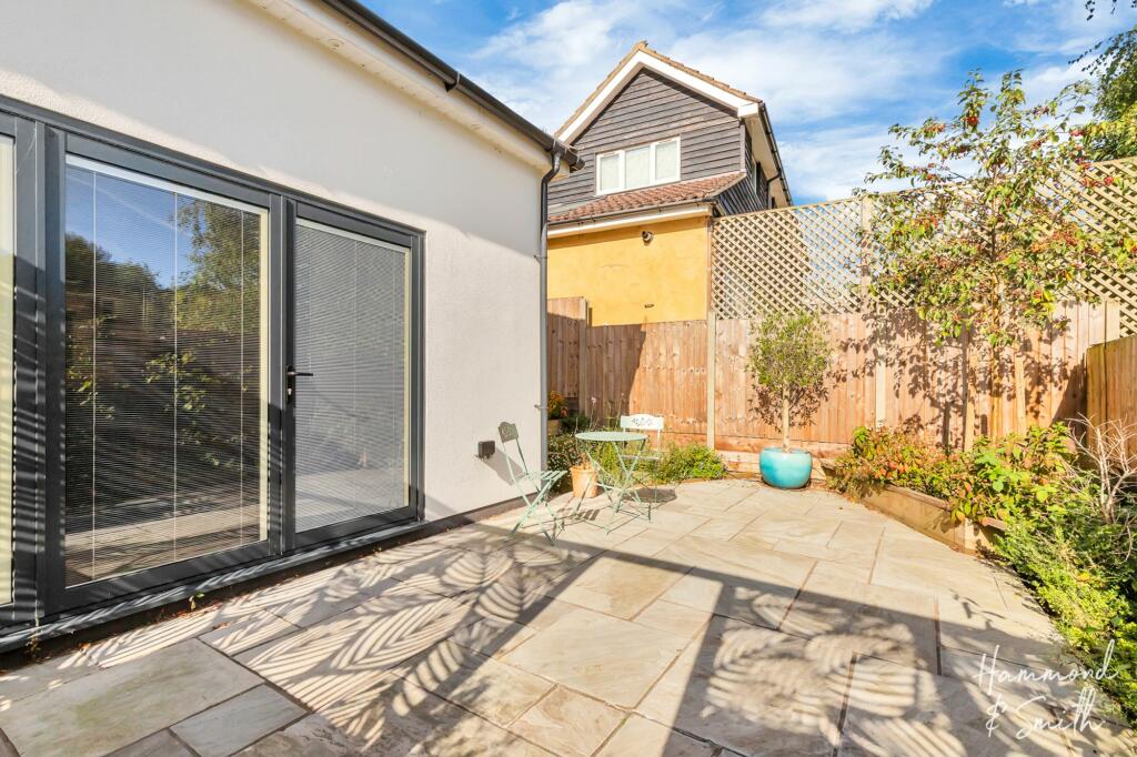 Additional property image - Kendal Avenue, Epping, CM16