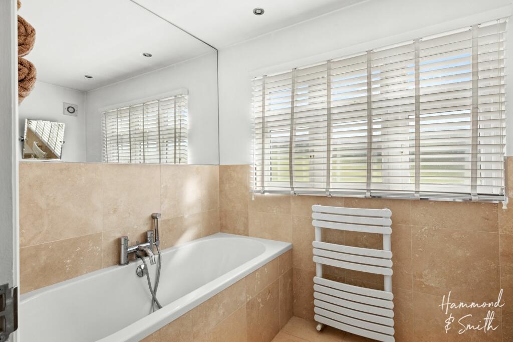 Additional property image - Mount End, Theydon Mount, CM16