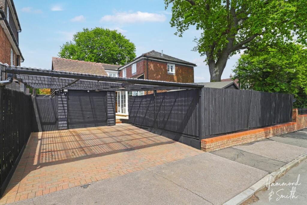 Additional property image - Bower Hill, Epping, CM16