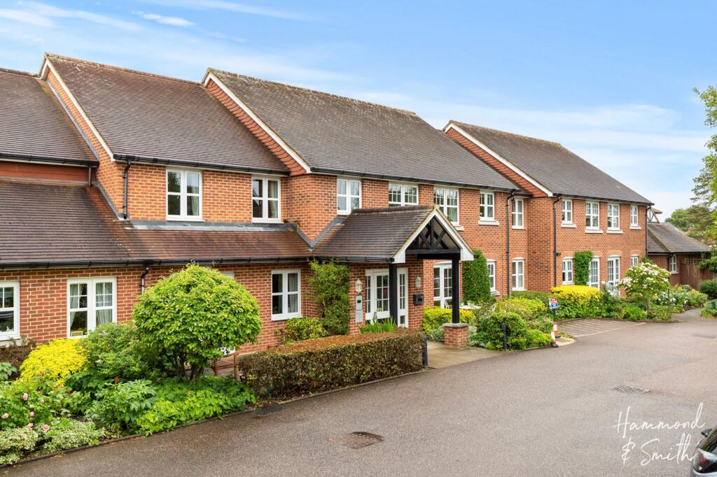 Main image of property: High Street, Epping, CM16