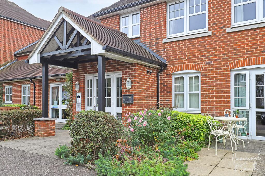 Main image of property: High Street, Epping, CM16