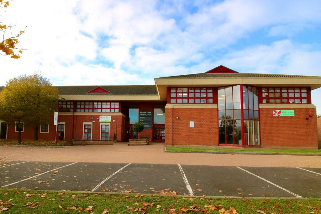 Main image of property: Kingfisher House, Lake Meadows Business Park, Woodbrook Crescent, Billericay, CM12 0EQ