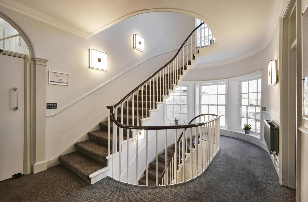 WHITE HOUSE_HLA8389_HRp.jpg