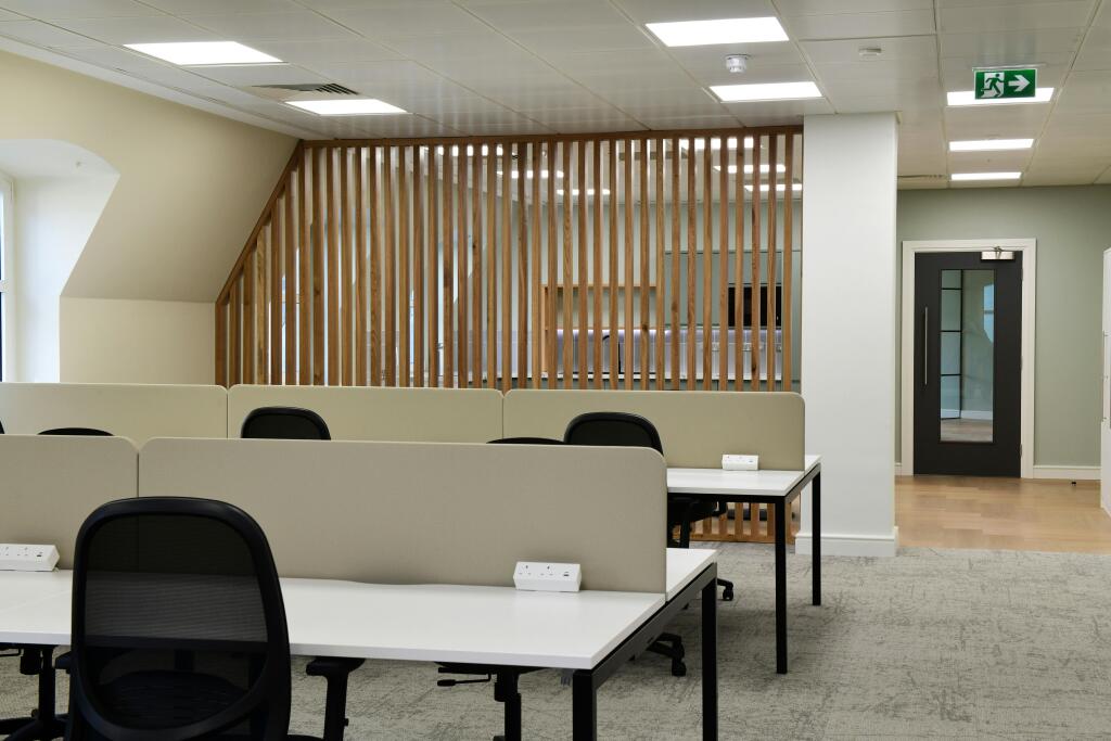 7th Floor Fitted Suite