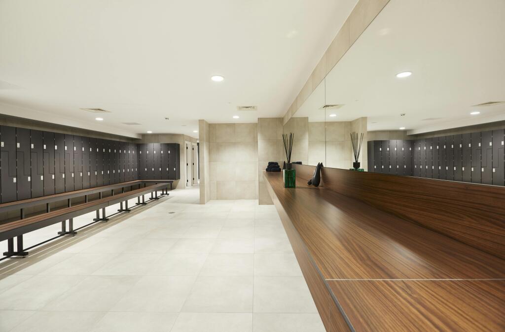 THE LINCOLN_HLA8598_HRp.jpg