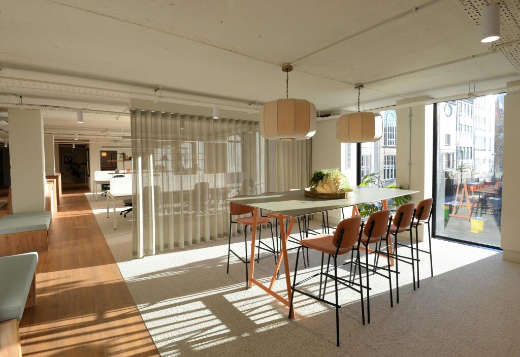 1st Floor - 5,090 sq ft