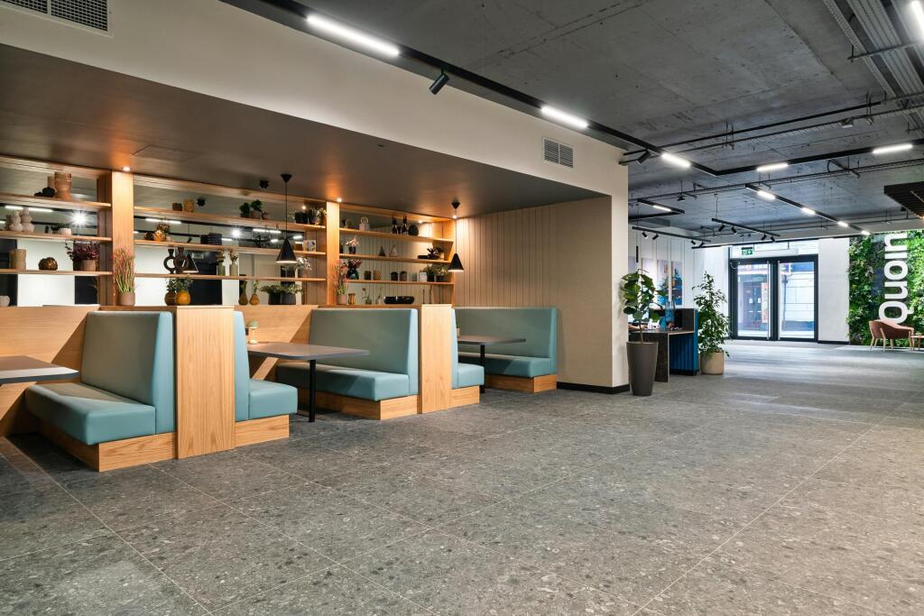 Communal breakout space