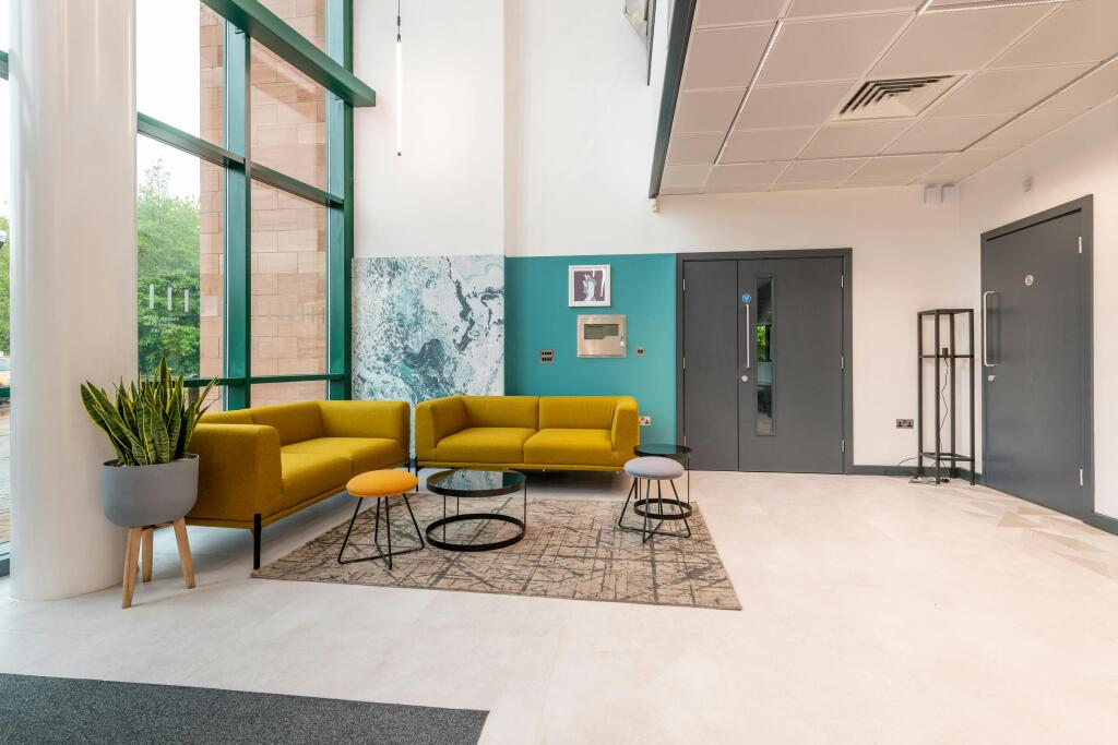 Pheonix House 001.jpg