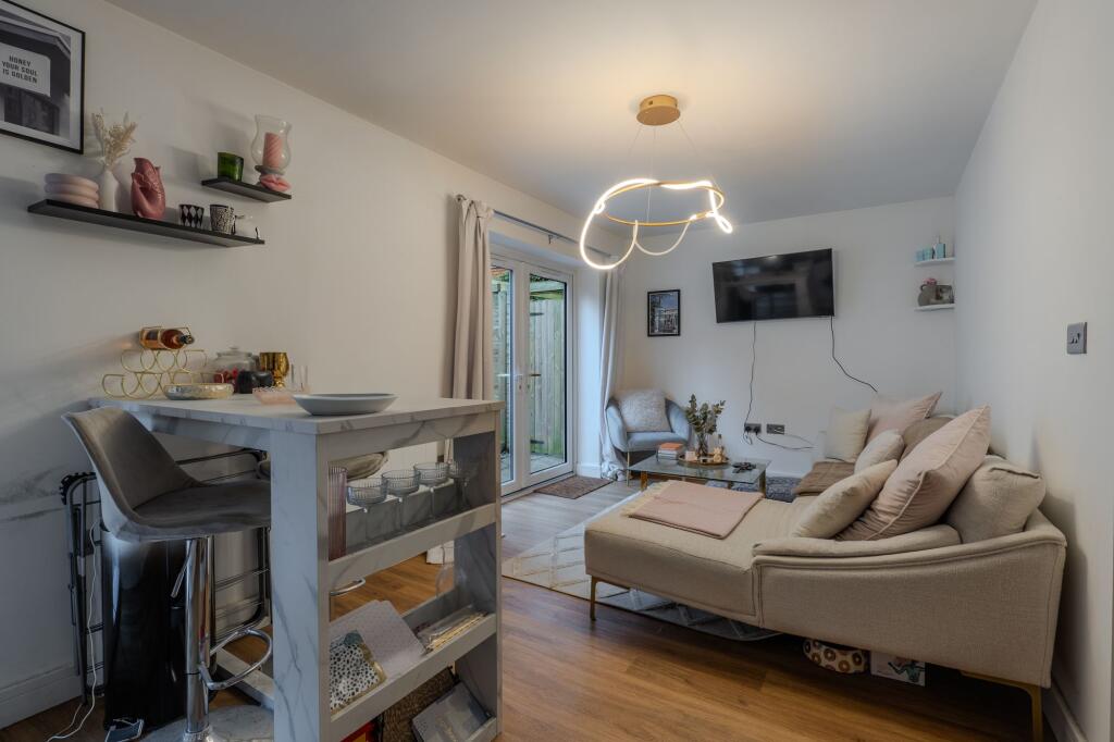 Additional property image - Lichfield Street, Tamworth, B79