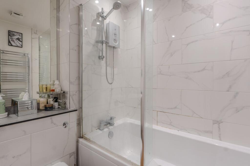 Additional property image - Lichfield Street, Tamworth, B79