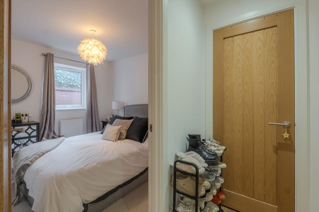 Additional property image - Lichfield Street, Tamworth, B79