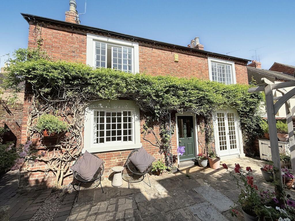Main image of property: Blanch Croft, Melbourne, DE73