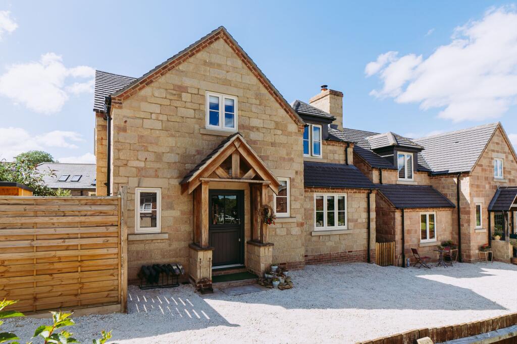 Main image of property: The Oaklands, 2b The Crescent, Horsley Woodhouse, DE7 6BJ