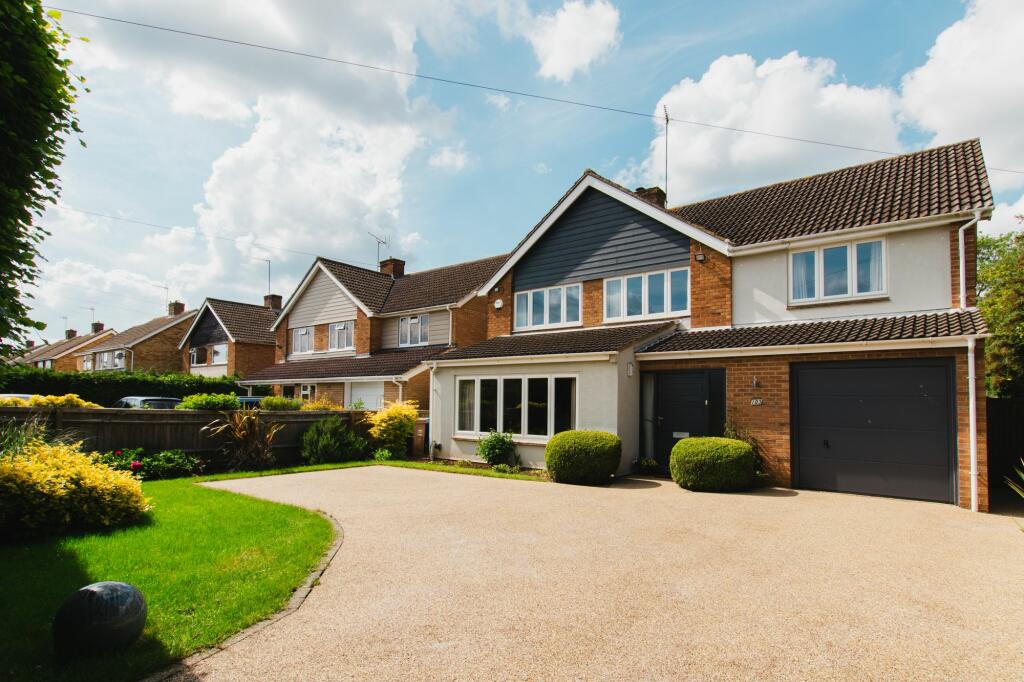 5 bedroom detached house for sale in Courtington Lane, Bloxham, OX15