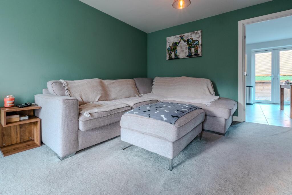 Additional property image - Meadow Way, Tamworth, B79
