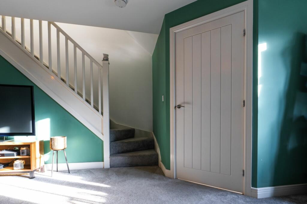 Additional property image - Meadow Way, Tamworth, B79