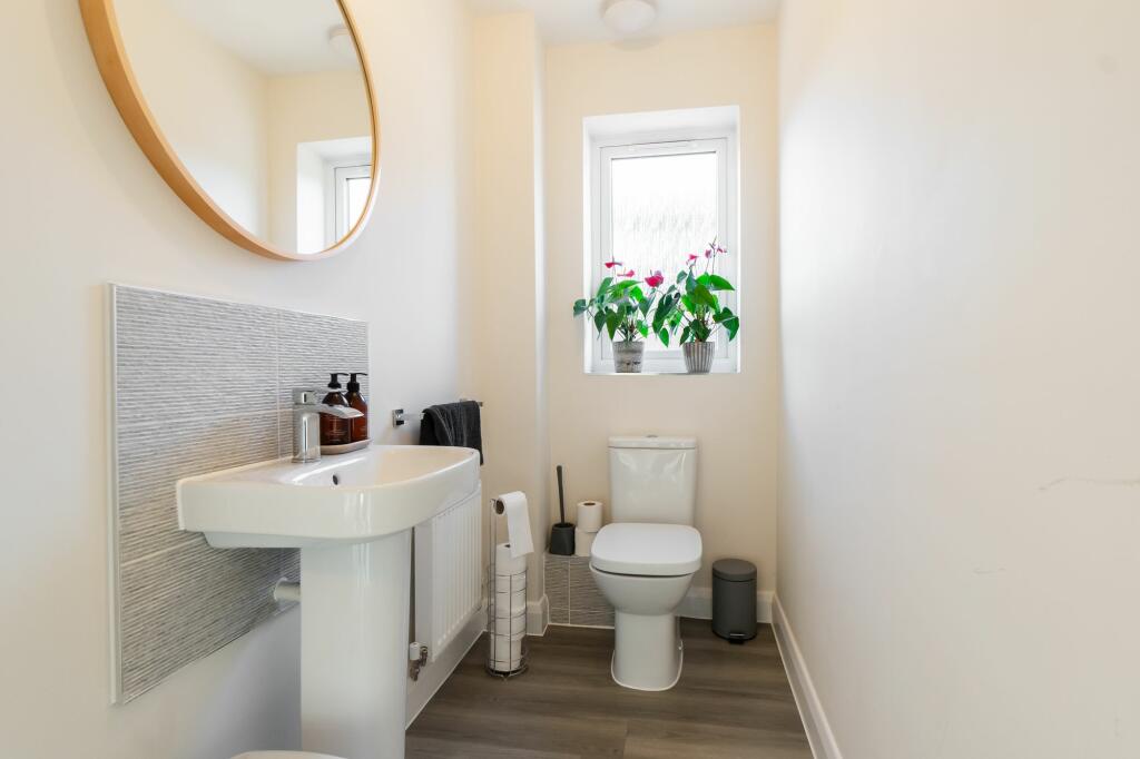 Additional property image - Springwood Gate, Nuneaton, CV10
