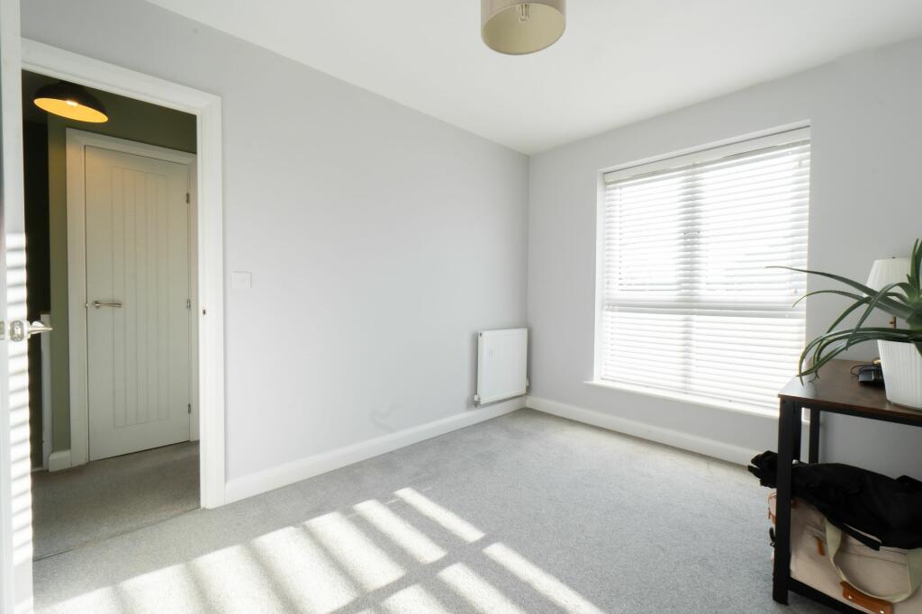 Additional property image - Springwood Gate, Nuneaton, CV10
