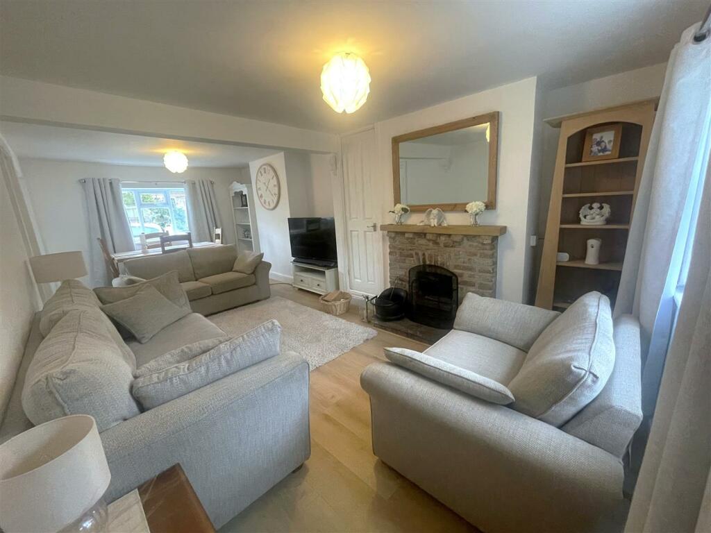 3 bedroom house for sale in Manor Farm Cottage, Main Street Foxholes