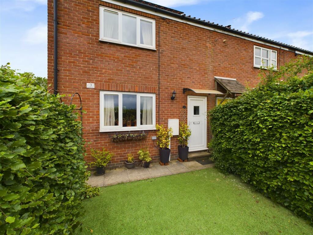2 bedroom house for sale in 3 Malton Lane, West Lutton, Malton, YO17 8TA, YO17
