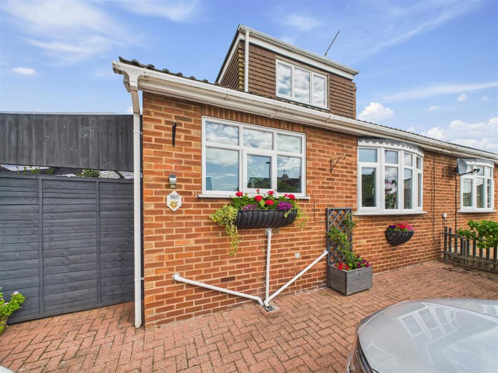 Main image of property: 164 The Mount, Driffield, YO25 5JL