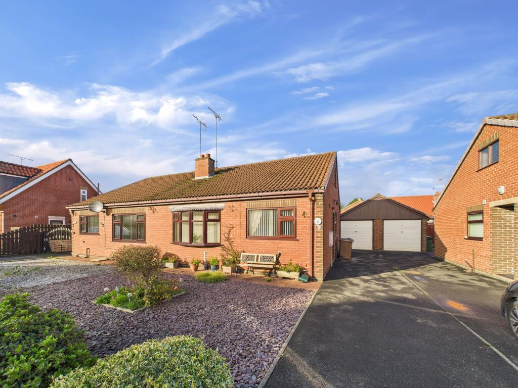 Main image of property: 6 Sylvan Lea, Driffield, YO25 5FG