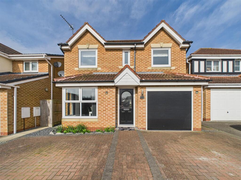Main image of property: 33 Lapwing Road, Driffield, YO25 5LF