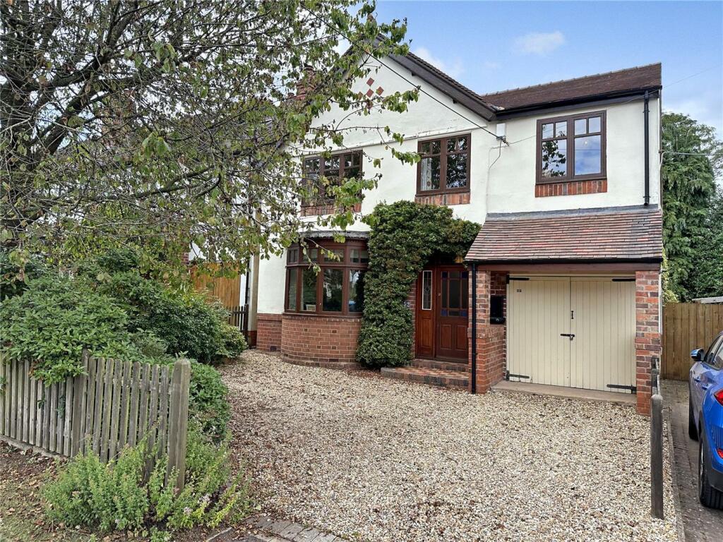 4 bedroom detached house for sale in Meddins Lane, Kinver, Stourbridge, DY7