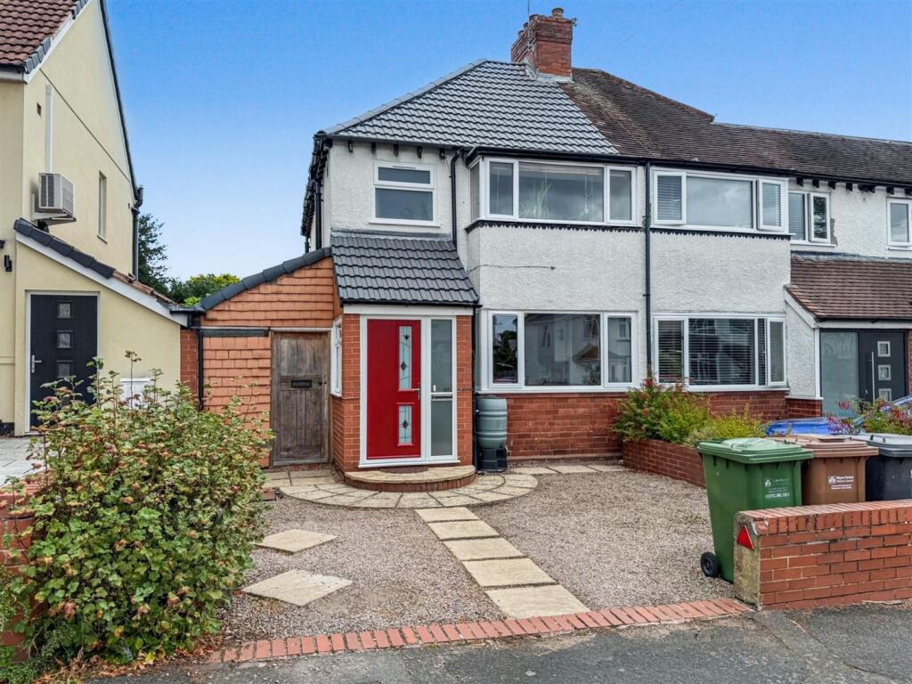 Main image of property: Bruce Road, Kidderminster