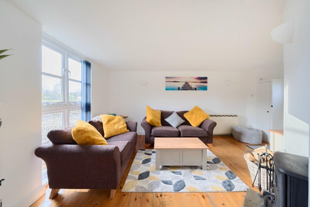 3 bedroom cottage for sale in Lower Mill Estate, GL7